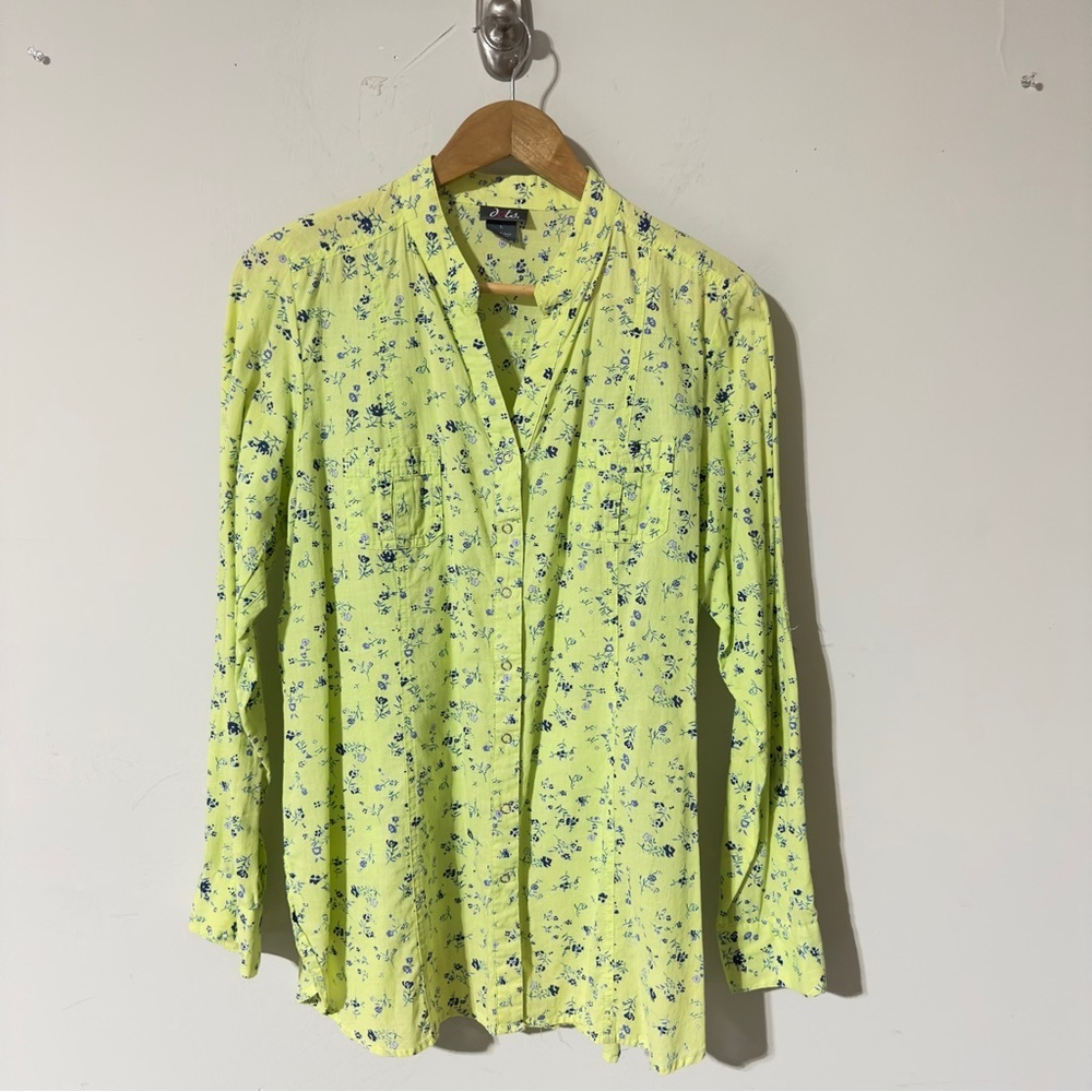 Dots Women's Lime Green Floral Button Down 100% Cotton Long Sleeve Shirt Large